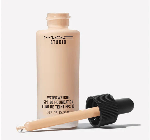MAC - خافي عيوب Studio Waterweight (الأصلي)